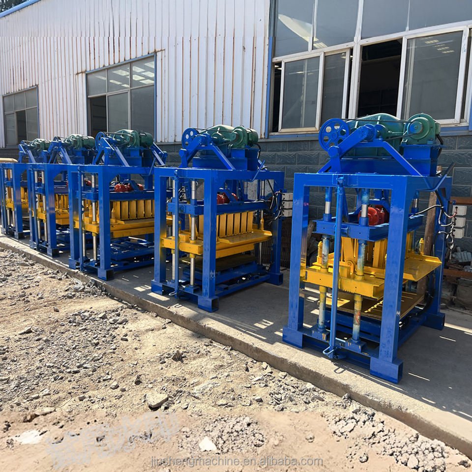 Direct from manufacturer QTJ4-40 diesel mobile brick paver machine makes six hole hollow blocks and cement bricks