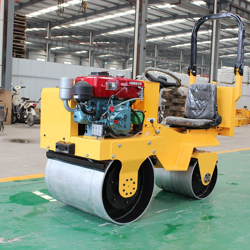 Direct from manufacturer 0.3 to 1 ton small vibratory road roller with single steel wheel for compact construction projects