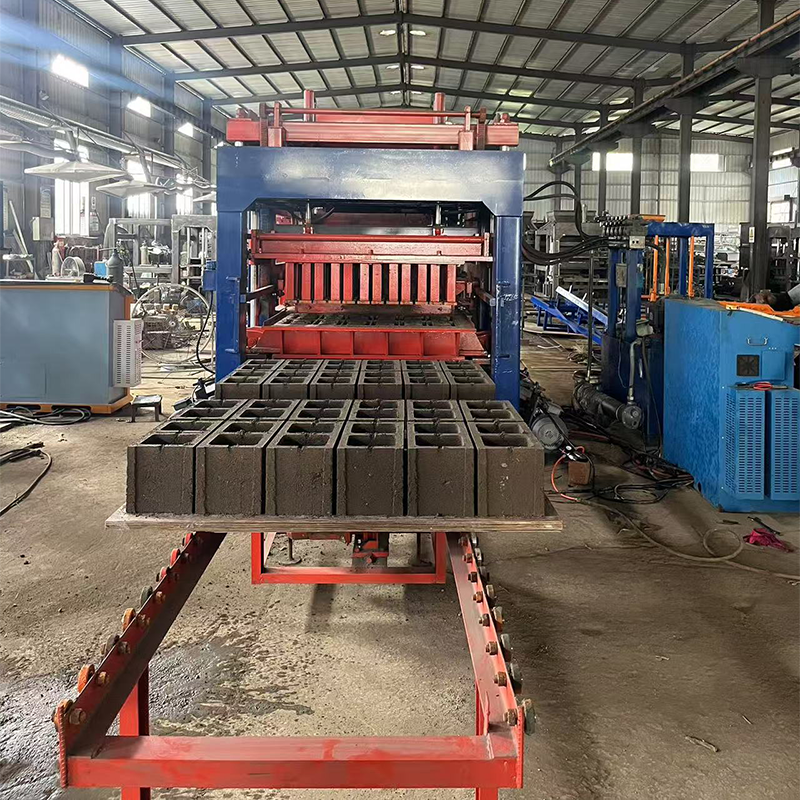 Direct from manufacturer QT12-15 concrete hollow block machine for small business, easy operation in 15 seconds