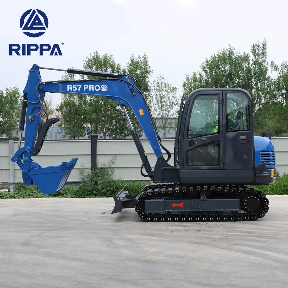 Direct from manufacturer 5 to 6 ton Kubota diesel mini excavator for home and farm digging projects with free shipping